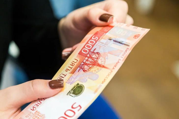 Группа псевдоврачей обманула 100 человек на 10 млн в Новосибирске