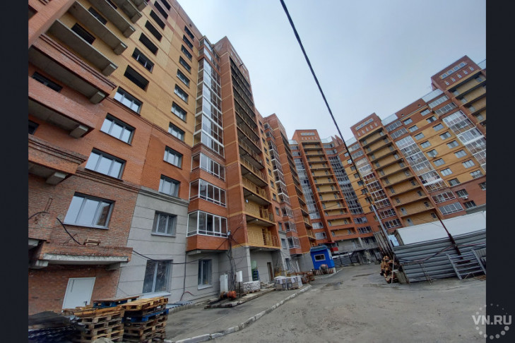 Вторую очередь долгостроя на ул. Есенина в Новосибирске построят за счет МИПов 