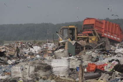 Сотни миллионов рублей уйдут в районы на строительство мусорных полигонов