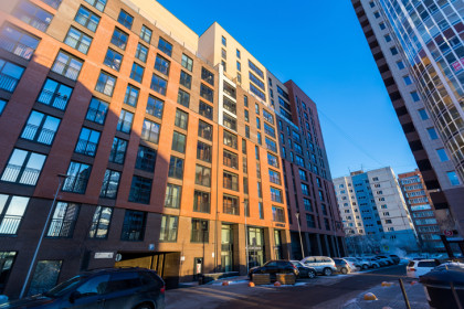 55% автомобилистов в СФО выбирают квартиру с учетом машино-места