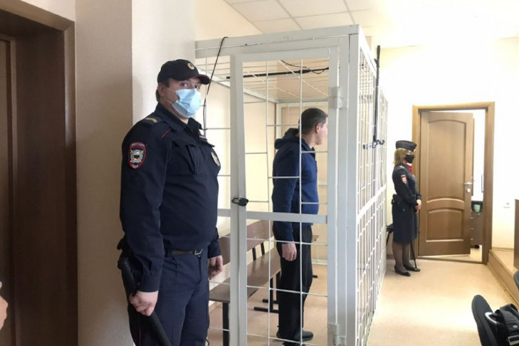 Приговор за убийство начальника выслушал бывший рабочий Чкаловского завода
