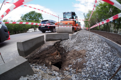 Главные дороги Академгородка отремонтируют за 600 млн рублей в Новосибирске в 2023 году