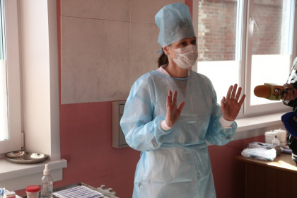 Пациентам с «просроченной» ревакцинацией от COVID-19 будут колоть две дозы вакцины