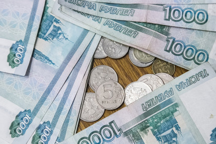 Пожилая мошенница вернула 115 тысяч рублей пенсионеру из Новосибирска