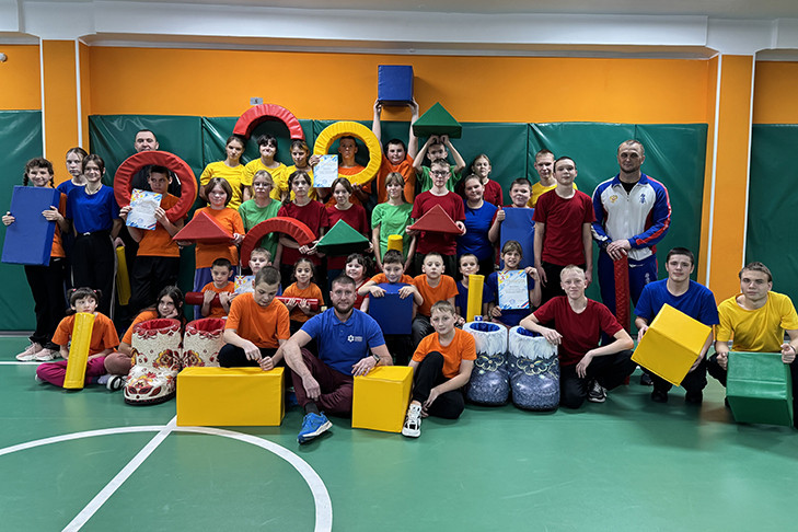 Радуга возможностей: подарки «Сибантрацита» изменили будни детей Линевской школы интерната