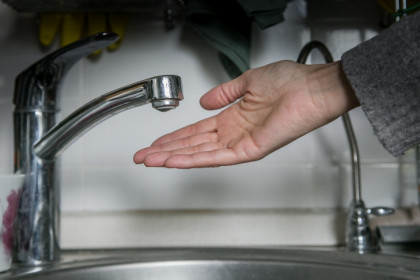 Пять месяцев без воды: житель Болотного отсудил компенсацию у Горводоканала