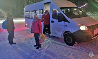 20 человек оказались на трассе в мороз: на Алтае спасли туристов из Новосибирска