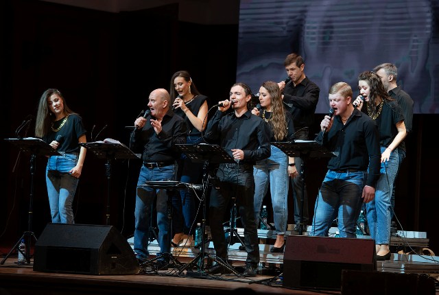 Рок-опера Элтона Джона прозвучит в Новосибирской филармонии 