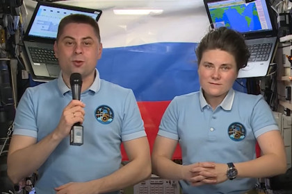 Космонавт Анна Кикина поздравила новосибирских школьников с МКС