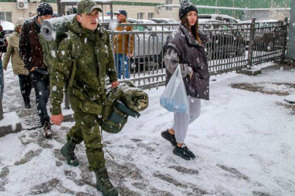 Снарядить солдат на передовую предложили мэру Новосибирска
