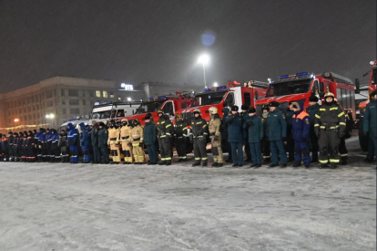 Губернатор наградил лучших сотрудников МЧС Новосибирской области