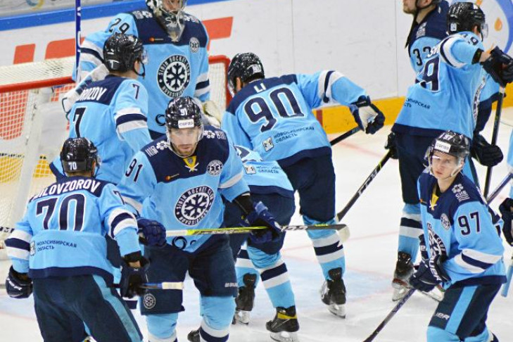 Хоккейная «Сибирь» закончит сезон матчем на льду реки Орда