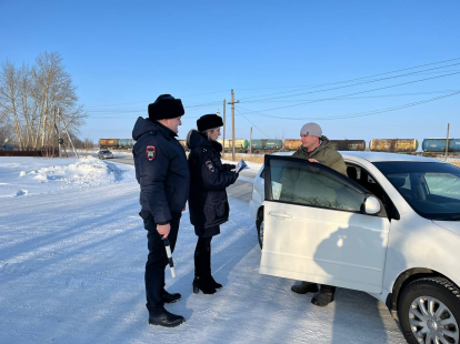 О маленьких пассажирах напомнили госавтоинспекторы чистоозерцам