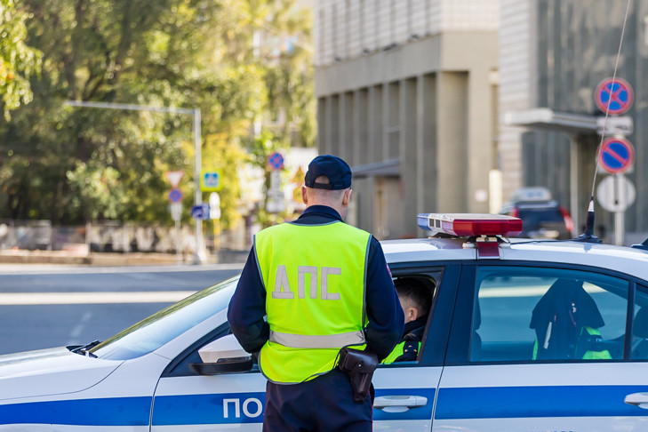 Инспектора ГАИ отправили в колонию за взятничество под Новосибирском