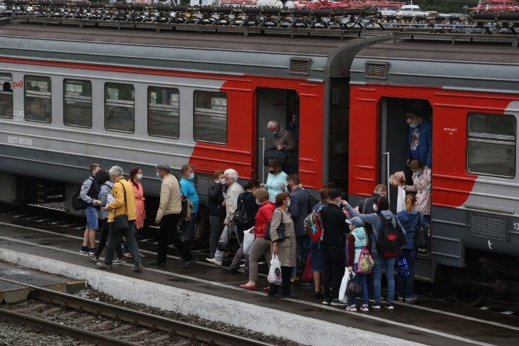 Расписание двух электричек изменилось в Новосибирской области 18 июля