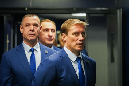 Главный тренер ХК «Сибирь» три раза сказал «к сожалению» после трех игр