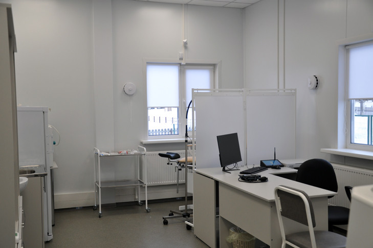 Для жителей Усть-Таркского района построен новый ФАП – он стал 15-м в регионе за год