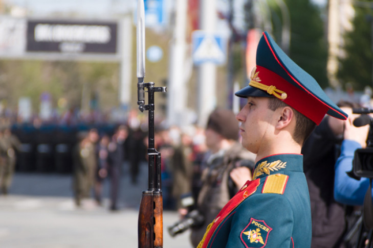 9 Мая 2018 в Тогучине: «Бессмертный полк» и солдатская каша 