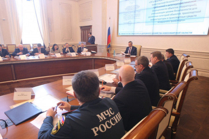 Врио губернатора провел заседание антитеррористической комиссии Новосибирской области