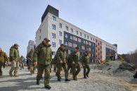 Две казармы площадью 7,7 тысяч квадратов каждая появятся в НВВКУ к осени-2026