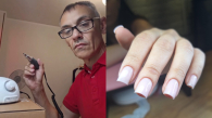 49-летний экс-сотрудник ФСИН из Новосибирска стал мастером маникюра