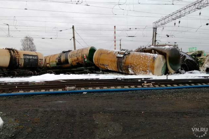 Крушение потерпел состав из 30 вагонов в Новосибирской области