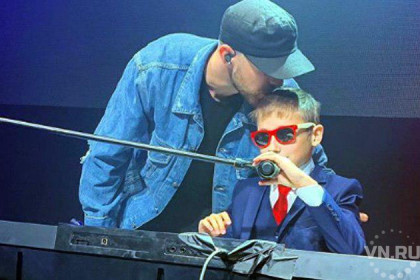 Егор Крид спел дуэтом со слепым мальчиком из Новосибирска