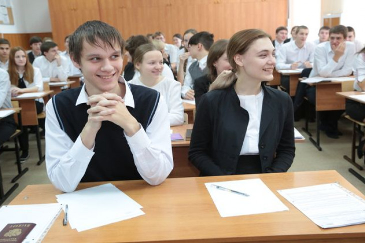 Учебный год из-за длинных майских каникул могут продлить в Новосибирске