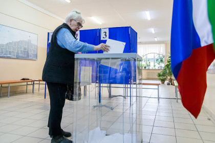 Участки для голосования открылись утром 12 сентября в Новосибирской области