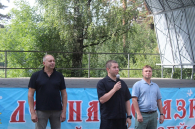 Известные спортсмены побывали в лагере в Искитиме