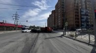 В Новосибирске столкнулись КАМАЗ и Renault