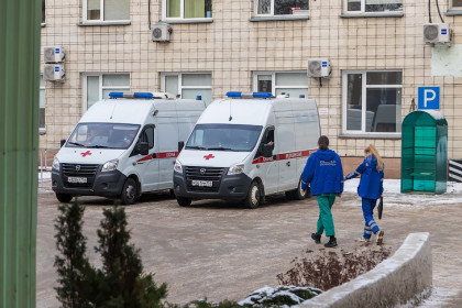 Смерть сотрудника теплосетей в гараже расследует инспекция труда в Новосибирске