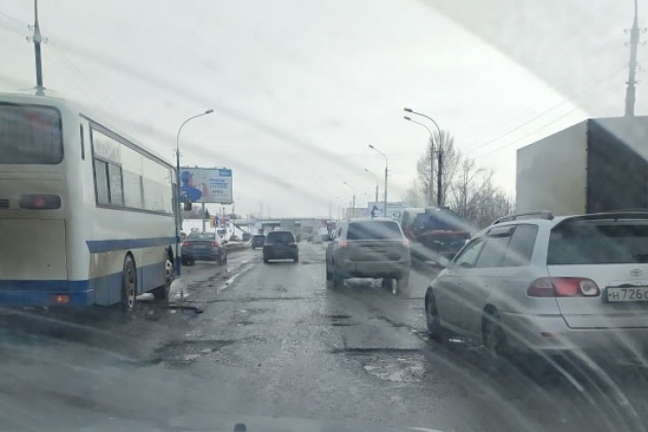 «Героически победить» ямы на дорогах пообещала мэрия Новосибирска