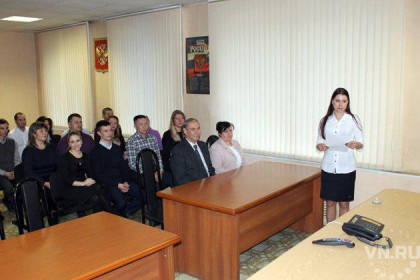 Первые 33 человека приняли присягу гражданина РФ в Новосибирске