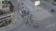 Подростки на питбайках устроили заезд по центру Новосибирска