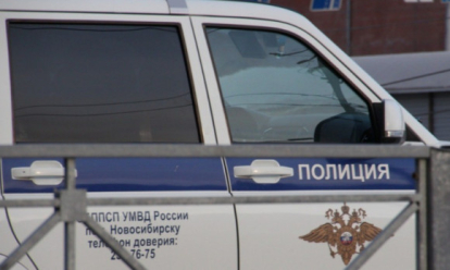 Иномарка врезалась в пассажирский автобус в Новосибирске