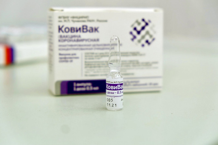 Не стоит ждать вакцины «КовиВак»: Андрей Травников о выборе вакцин в Новосибирске