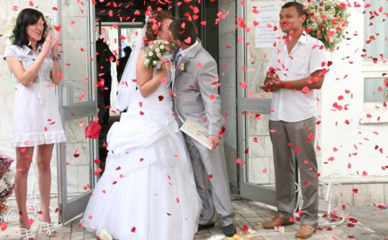 Возраст самых перспективных невест назвали в Новосибирске