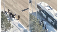 Девочка съехала под автобус из-за наледи в Новосибирске