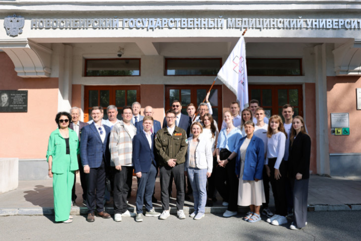 Четыреста студентов-медиков поработают летом в больницах Новосибирской области