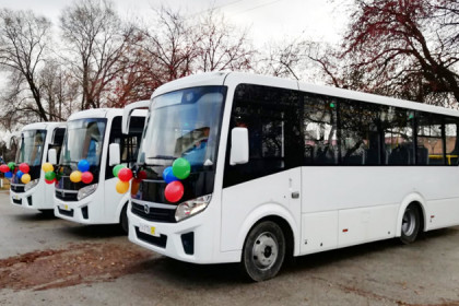 Новые автобусы получили водители в Колывани