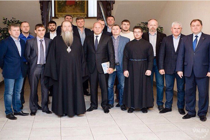 Новосибирская федерация ММА поддержала Емельяненко в споре с Кадыровым