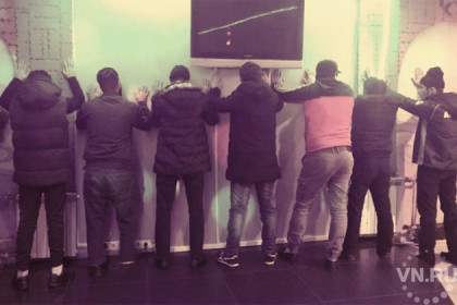 Облаву на мигрантов устроили спецназовцы в Новосибирске