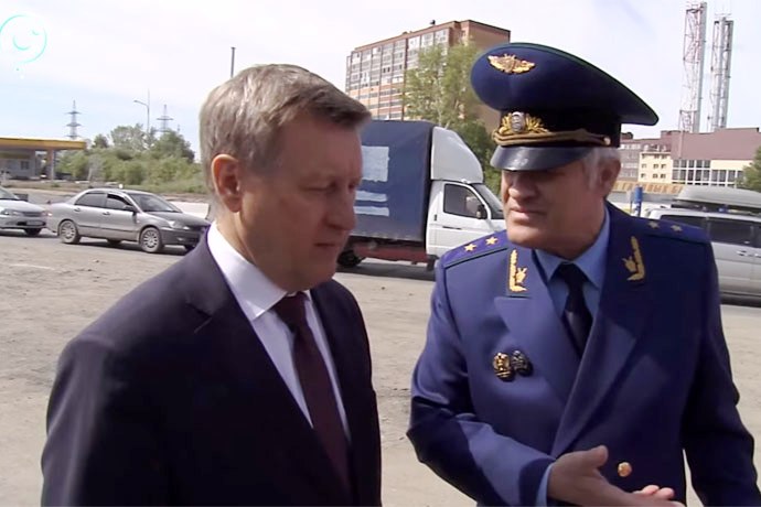 Ремонт дороги до микрорайона «Дивногорский» потребовала ускорить прокуратура