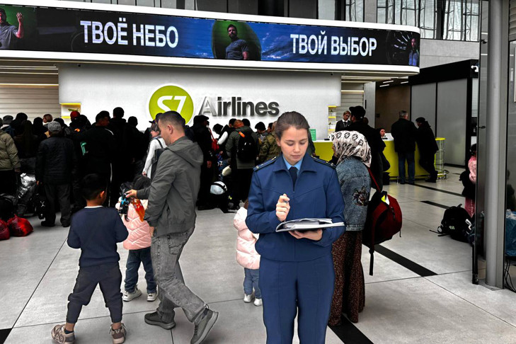 Отмененные 9 октября рейсы в Толмачево привлекли внимание прокуратуры