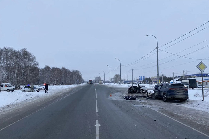 Смертельное ДТП на трассе Р-256: лобовое столкновение унесло жизнь человека