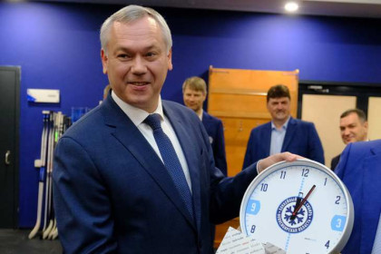Андрей Травников представил новое руководство ХК «Сибирь»