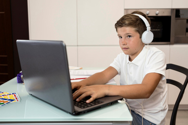 Сколько в Новосибирске стоит техника к школе