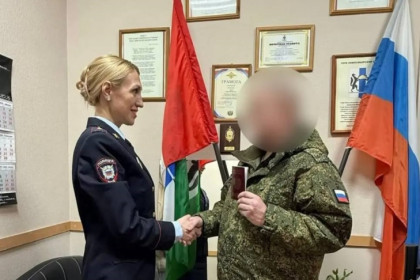 Участник СВО приехал в Новосибирск к любимой и получил паспорт РФ