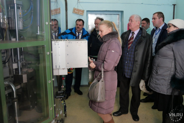 Производственные цеха  новосибирского механического завода «Искра» посетили представители СМИ